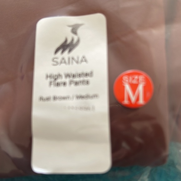 HIGH WAISTED FLARE PANTS - Picture 6 of 6